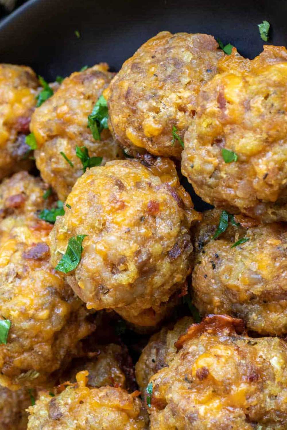 How to Make Stuffing Balls With Stove Top Stuffing